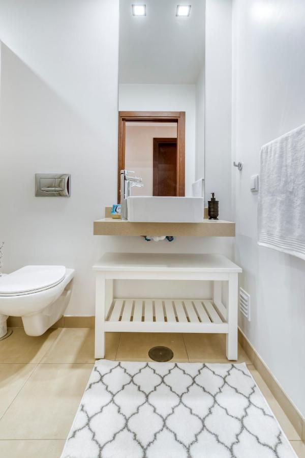 Casa Rosa In Fabulous Portimao Appartement Buitenkant foto