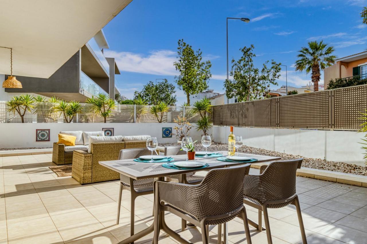 Casa Rosa In Fabulous Portimao Appartement Buitenkant foto